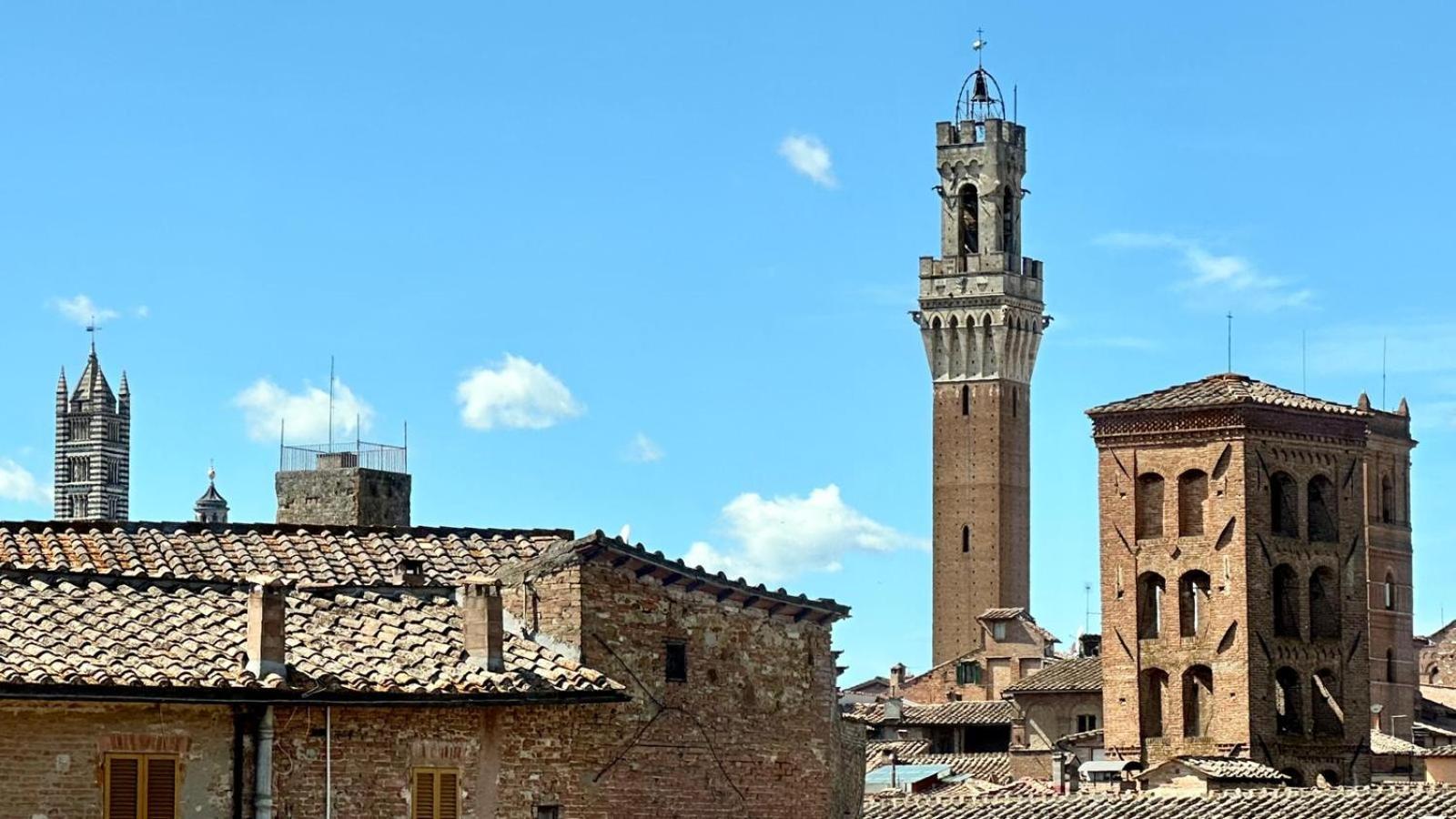 Torre Del Fuggisole Hotel Siena Exterior photo